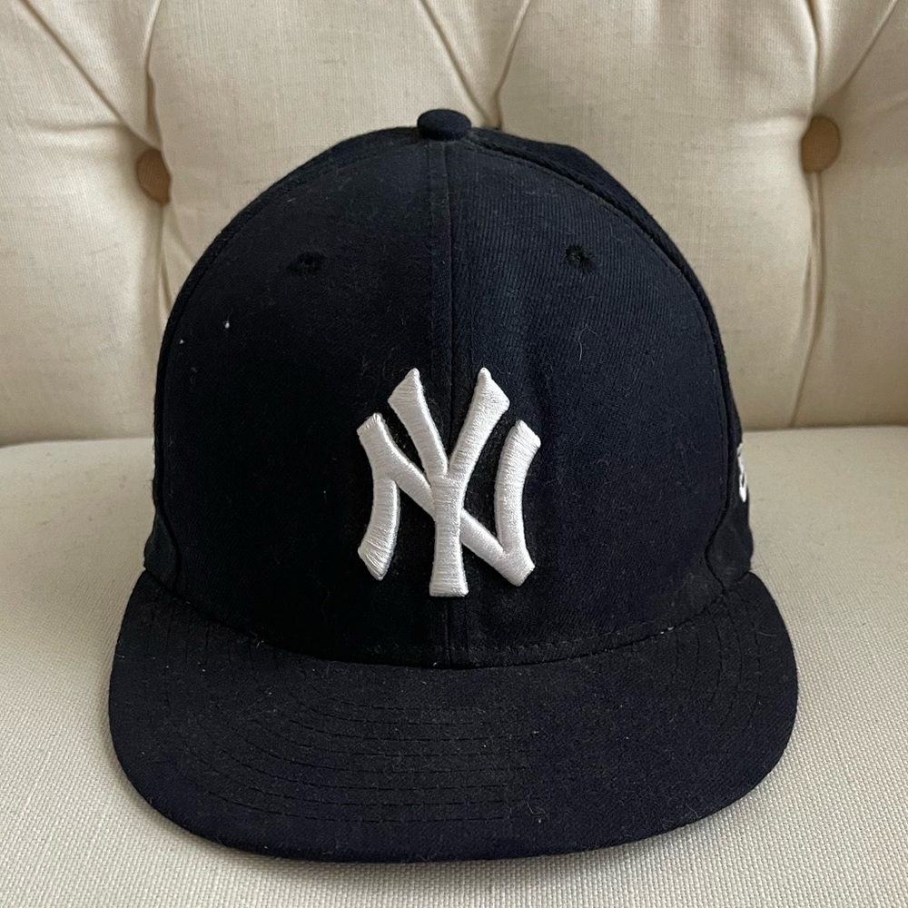 Vintage New York Yankees New Era On the field Hat 7 3/8